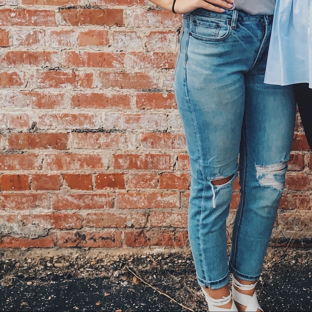 American Eagle ripped straight jeans - Picture 3 of 3